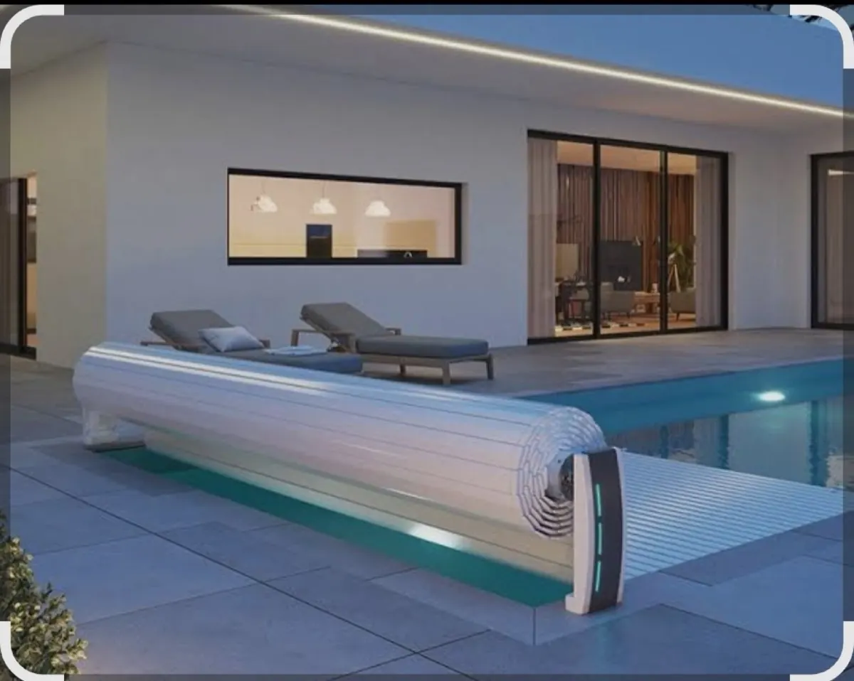 Volet automatique de piscine